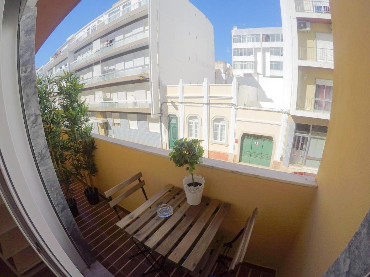 דירות Luxury Flat In פארו מראה חיצוני תמונה